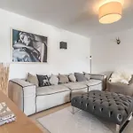 Апартаменти Luxus Poolblick - Mit Eigener Sauna By Interhome Зефельд-ін-Тіроль
