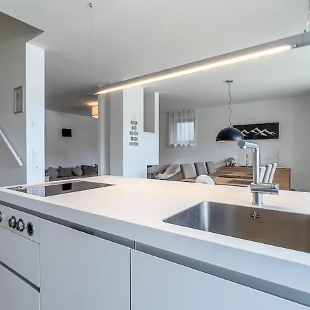 דירה Luxus Poolblick - Mit Eigener Sauna By Interhome זיפלד אין טירול