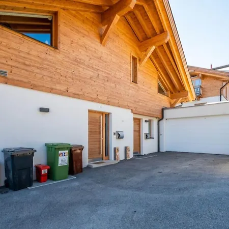 Luxus Poolblick - Mit Eigener Sauna By Interhome *