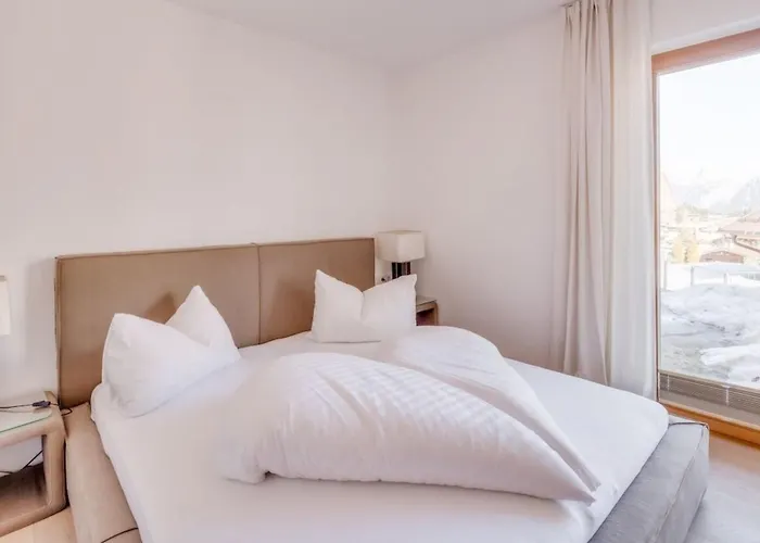 Apartment Luxus Poolblick - Mit Eigener Sauna By Interhome *