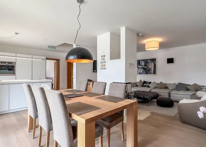 Luxus Poolblick - Mit Eigener Sauna By Interhome Seefeld in Tirol